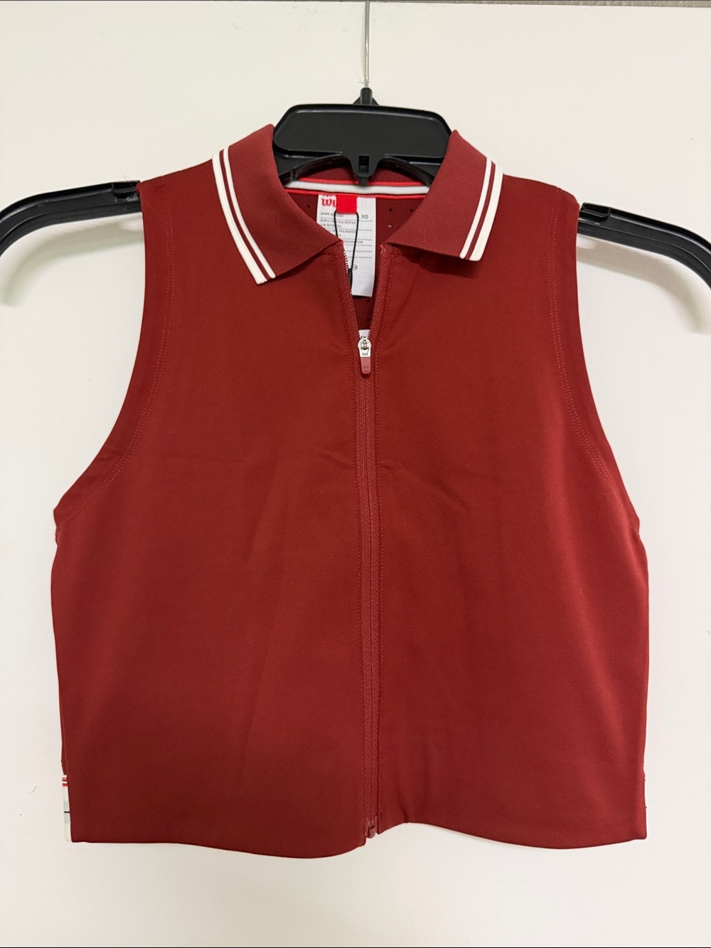 Wilson Sleeveless Riverside Cropped Zip Polo Top - Red